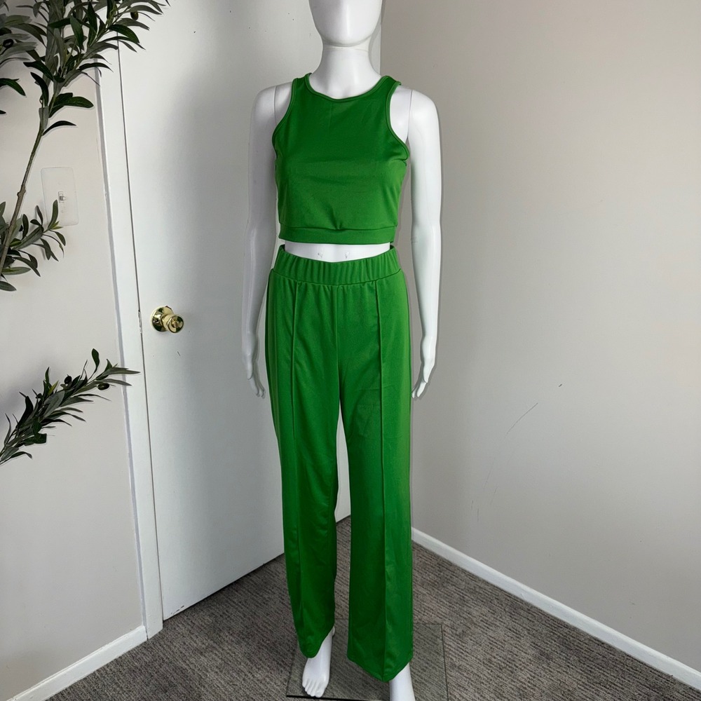 Micas Green Two-Piece Set Crop Top & Pants Lounge Set Casual Outfit Size M‎